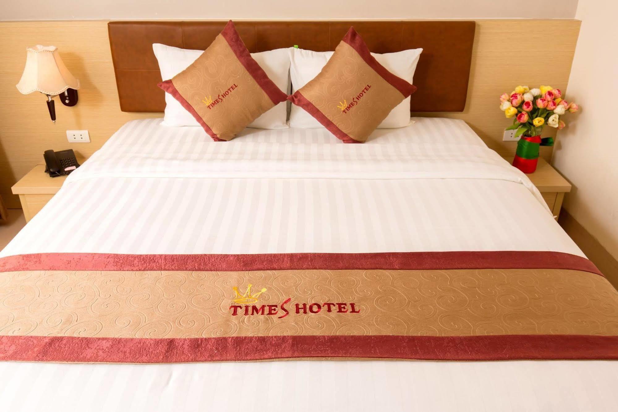 Times Hotel Hoan Cau Hanoi Bagian luar foto